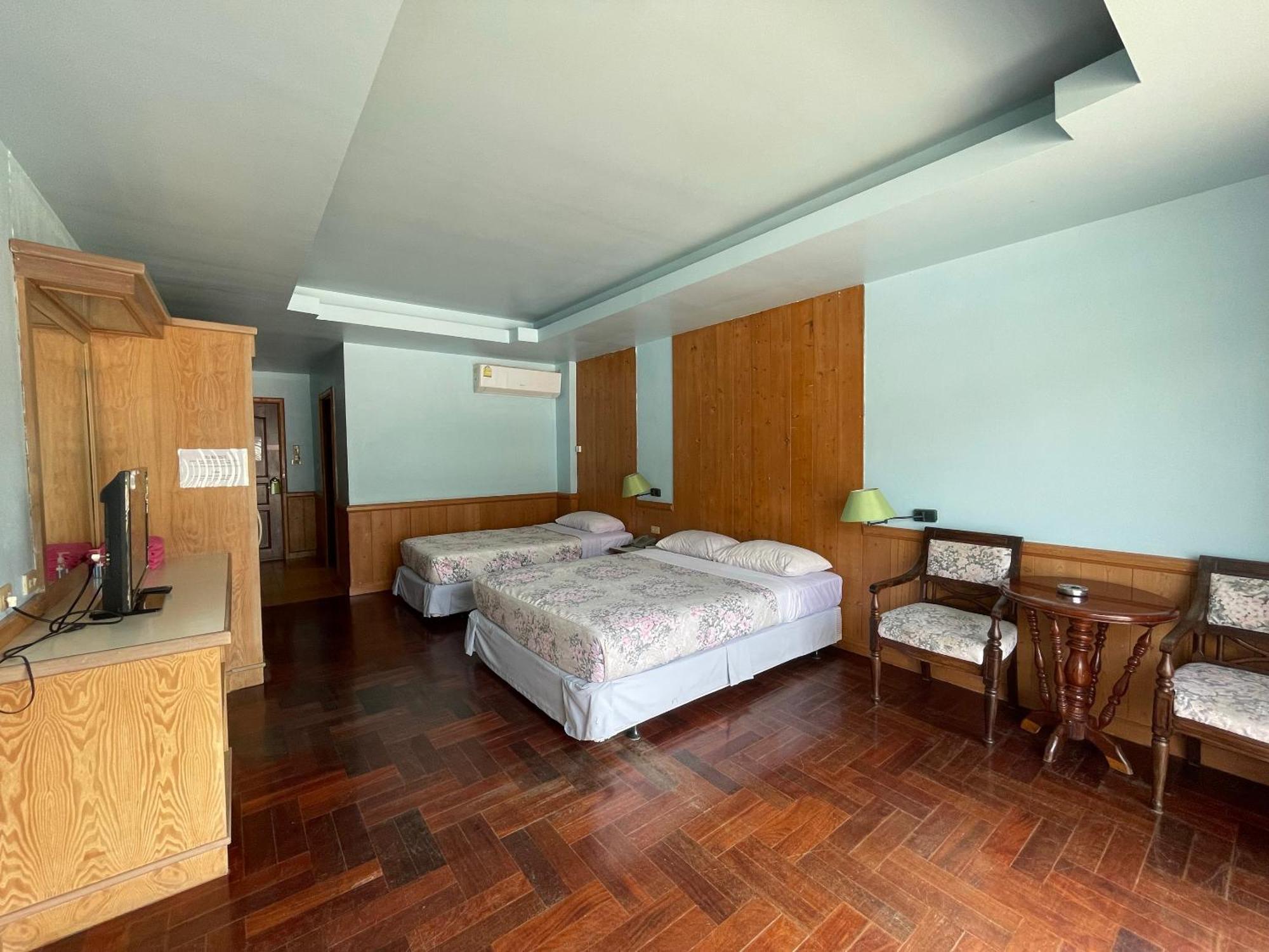 Silversand Villa Hotel Jomtien Beach Extérieur photo